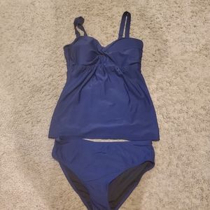 Navy blue tankini swimsuit set.